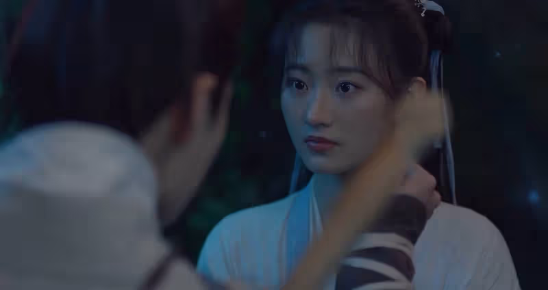 《惜芷花》《又見逍遙》各看4集,一個已棄,一個看上癮