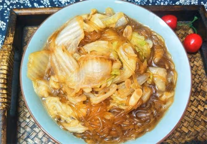吃不夠的白菜燉粉條,原來大廚都這樣做,掌握技巧,做出飯店味
