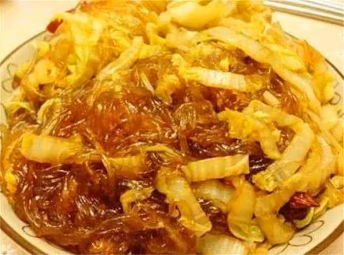 吃不夠的白菜燉粉條,原來大廚都這樣做,掌握技巧,做出飯店味