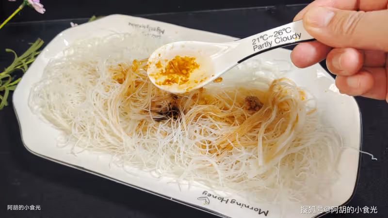 穀雨前快吃它,葉酸是蘋果13倍!配米粉蒸一盤,入味彈牙,營養搭配一盤不夠吃