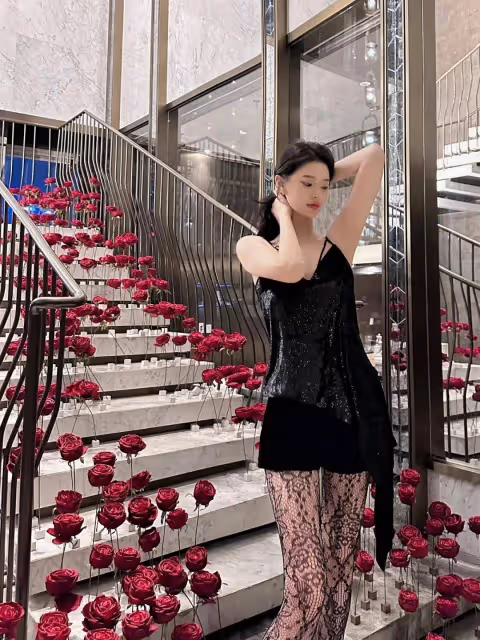 【黑絲長腿誘惑】御姐風格穿搭指南，讓你成為時尚焦點！