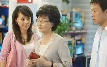 我領證後沒有舉行婚禮，就搬進他家與公婆同住，最終還是分手了