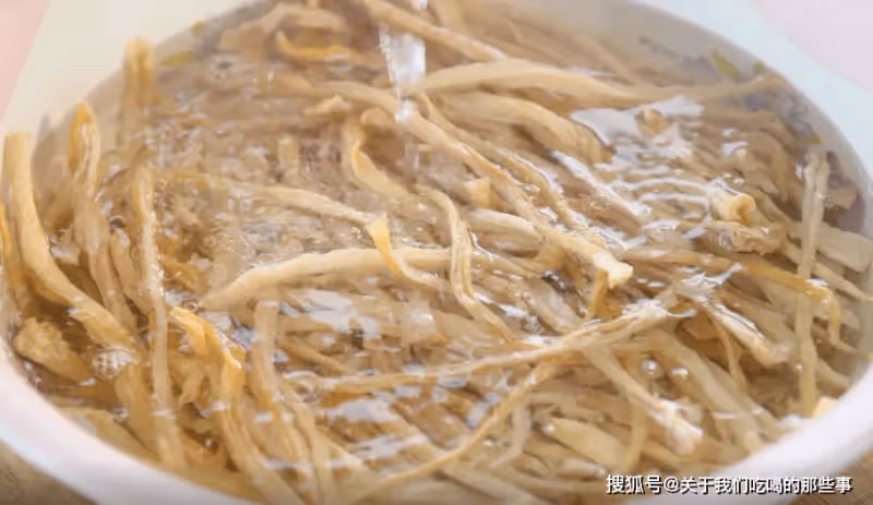 腌蘿蔔乾時,直接加鹽是大錯!教你40年土方法,又香又脆久放不壞