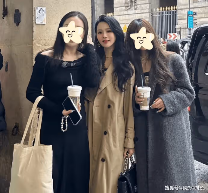 56歲伊能靜巴黎街頭被偶遇,臉小膚白好漂亮,網友:完全被迷住了
