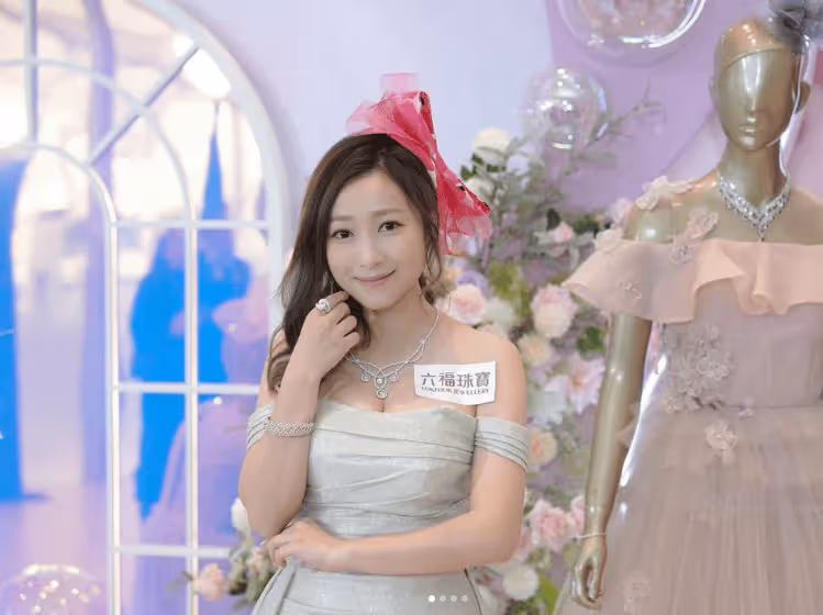 恭喜!TVB前女星本周大婚曝光婚照!男友不介意名氣不如未婚妻!