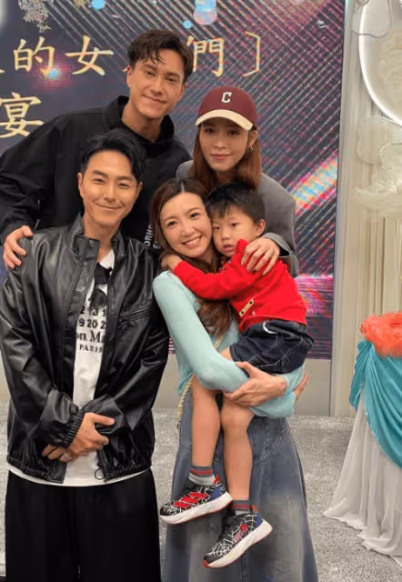 TVB女星帶老公和兒子現身,出席新劇活動!直呼已沒戀愛感覺