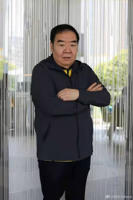 恭喜！知名港星鄭則仕被曝嫁女，女方作風低調沒想過入行發展