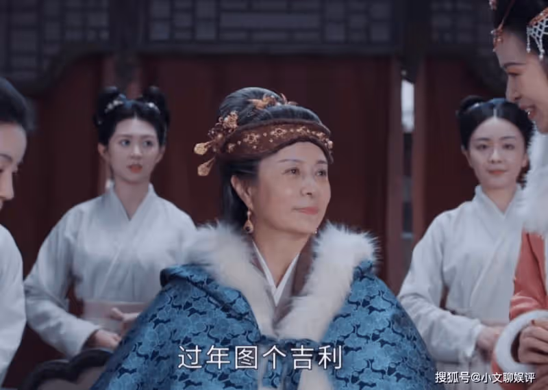 《惜花芷》開播!張婧儀絕美動人,胡一天「馬臉」卻給我當頭一棒