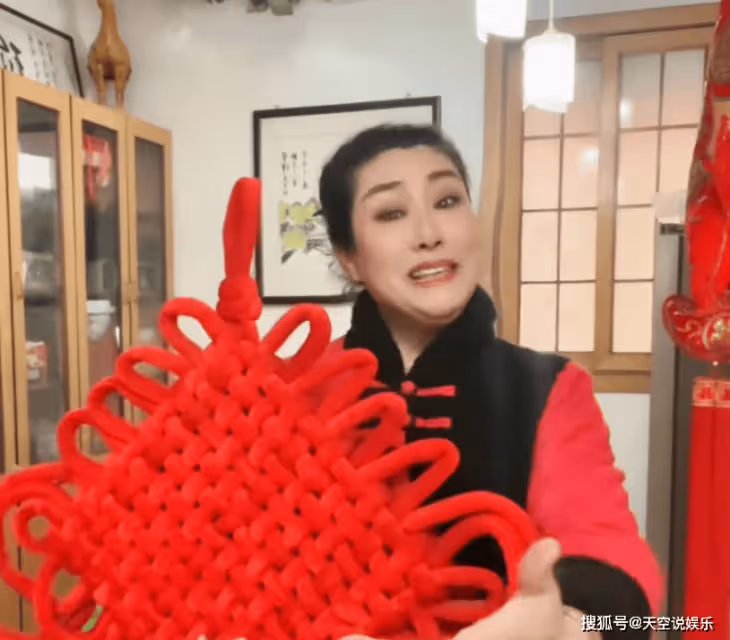 突發!網紅「王婆說媒」遭實名舉報,理由奇葩,曾斬斷相宜網紅夢