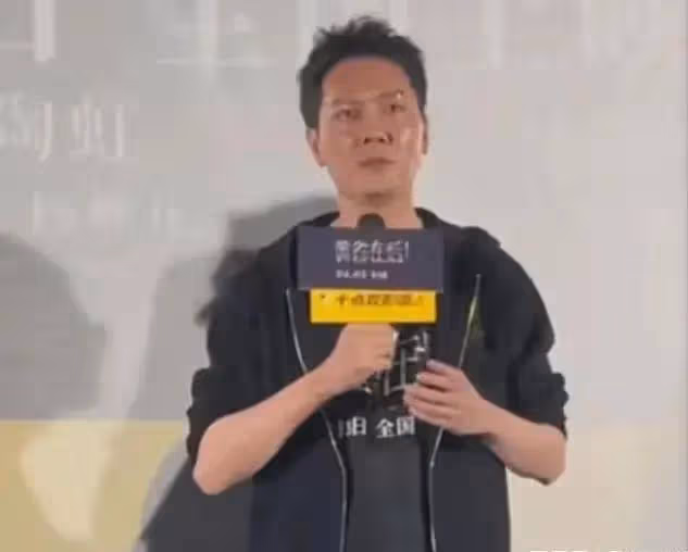 馮紹峰談到兒子眼圈紅了！被質疑炒作畢竟媽媽是趙麗穎