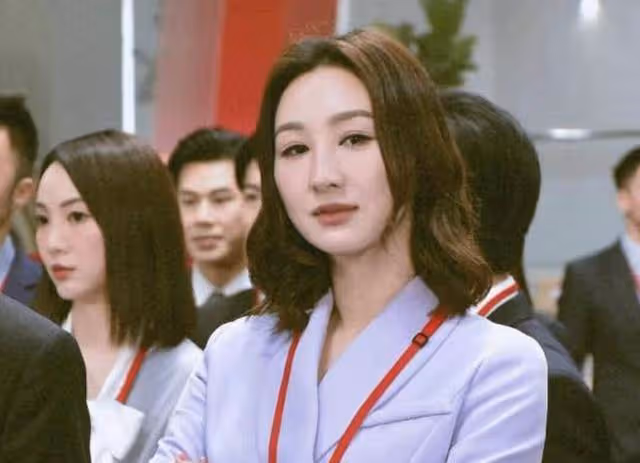 「大碼」高海寧:靠胸和臀上位,卻用演技「降維打擊」內娛!
