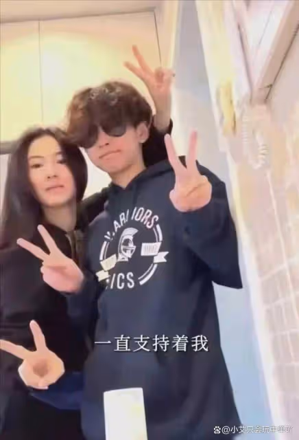 張柏芝大兒子私生活混亂？戀上46歲女教練，一起出行買生活用品