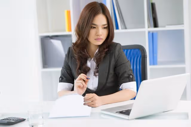 女總裁被保安老公嫌棄，讓她明白，自己再強也只是一個生育工具