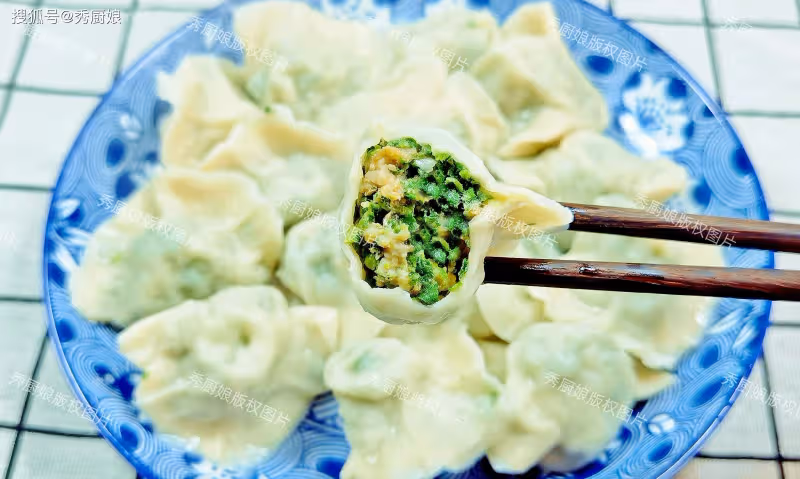 這菜全身是寶,可惜好多人當草!經常上火多吃點,包餃子吃真香!