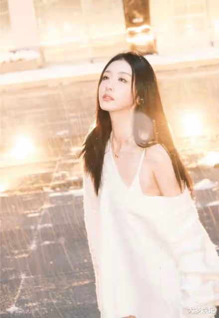 女星遭惡剪被欺凌2年!抑鬱難走出,上線說真相:不賣慘是在求救