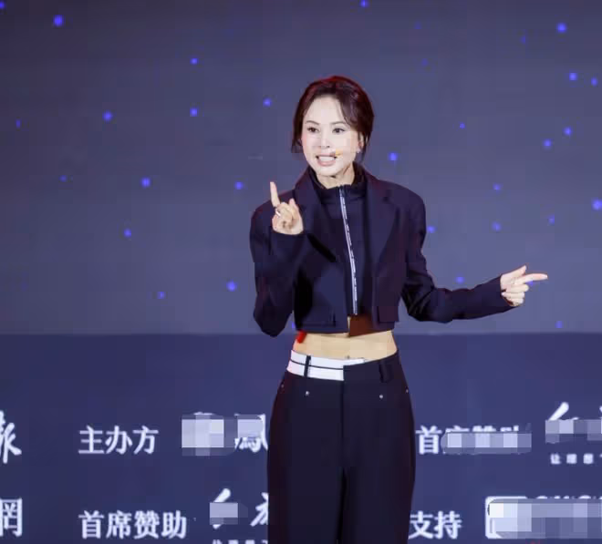 48歲李若彤談未婚未育原因,讓人看到大齡未婚未育女星的心酸