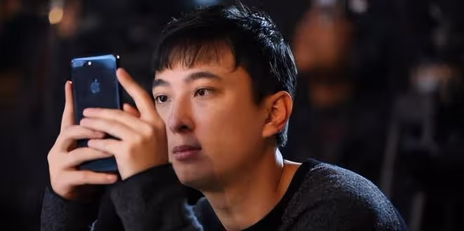 王思聰新玩伴顏值引熱議,不婚主義者的愛情觀再受關注