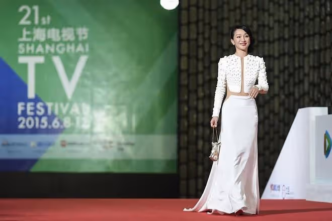 「周公子」周迅身材真挺好,身姿挺拔有氣質,看起來好有女人味
