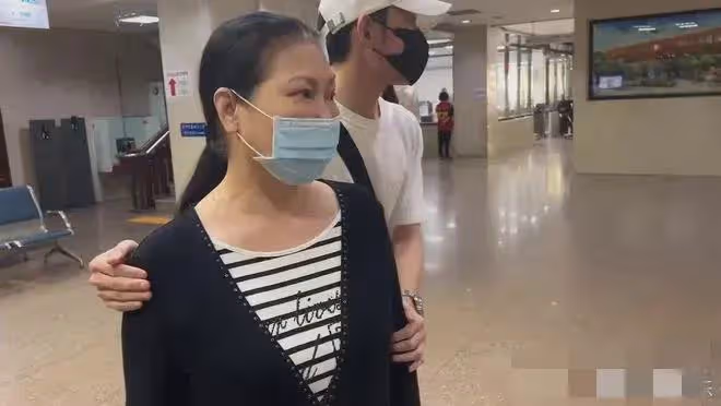 大s母親直言替女兒委屈,汪小菲做出三點回應,網友評論引熱議