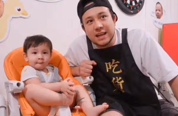 39歲港星自爆在茶記打工,送外賣兼派傳單,曾公開網上行乞被吐槽
