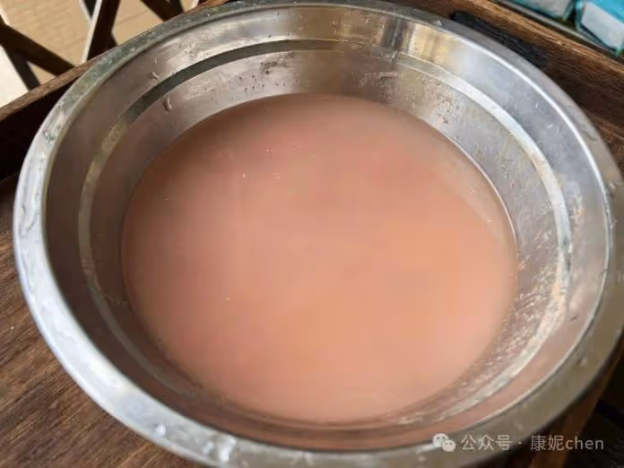 豬身上最補血的部位！很多人卻不喜歡「女人應該多吃」　「搭配一味春天菜」煮湯：美味補氣血