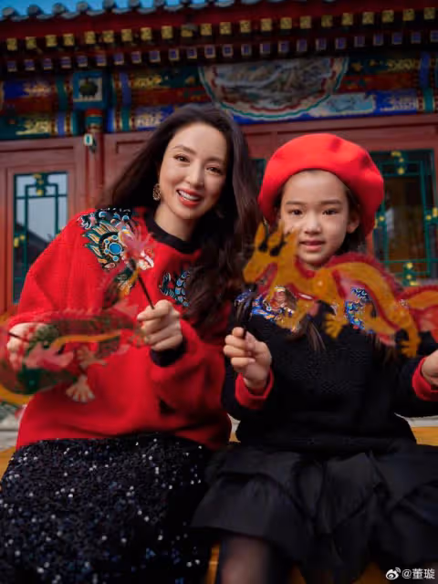高雲翔與女兒同框跳舞，老父親慢半拍超可愛，父女倆長得一模一樣
