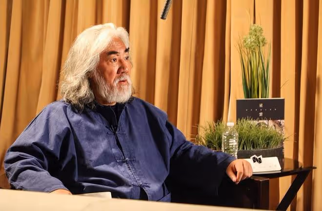 72歲張紀中親自帶娃引熱議,嬌妻杜星霖揭秘背後真相