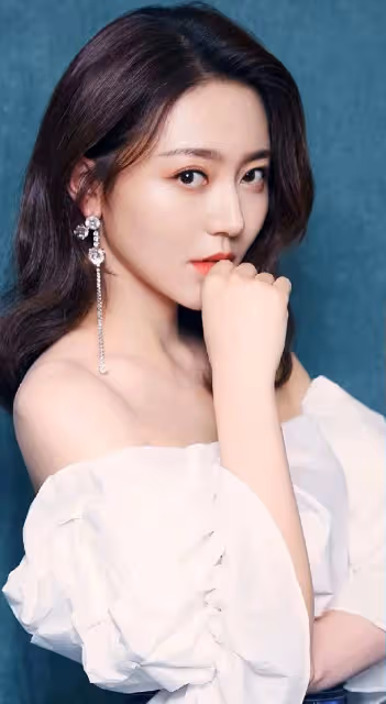 《黃雀在後》黃夢瑩變致命女人!她貌美如花是楊冪發掘的