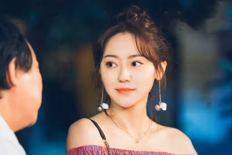 《黃雀在後》黃夢瑩變致命女人!她貌美如花是楊冪發掘的