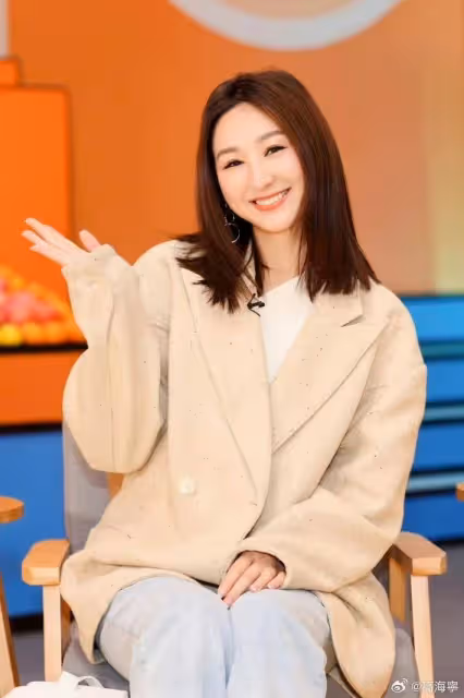 TVB花旦高海寧曬母女合照,被指像極姐妹,加盟內地綜藝成功出圈