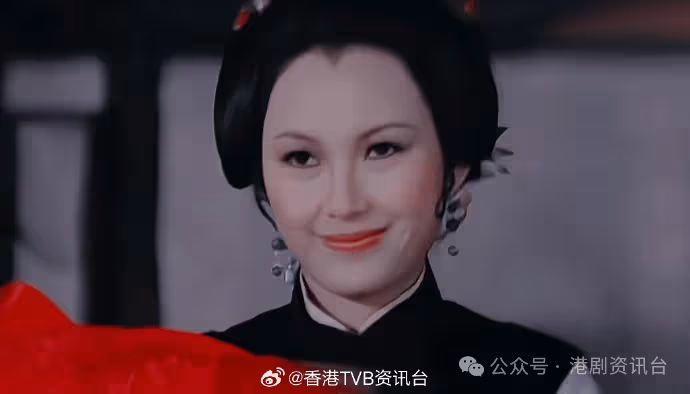 潘冰嫦罕現身!變銀髮族依然美艷 被藝人中傷息影嫁校董