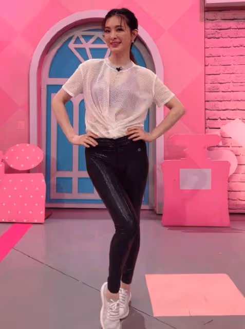 劉真丈夫久違露面,一臉憔悴公開妻子消息,眼眶含淚惹人憐