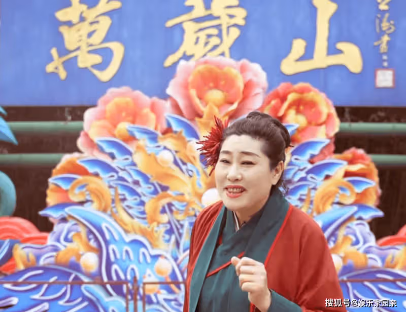 開封王婆「接班人」身份曝光!豫劇名家還是變性人,因刮面惹爭議