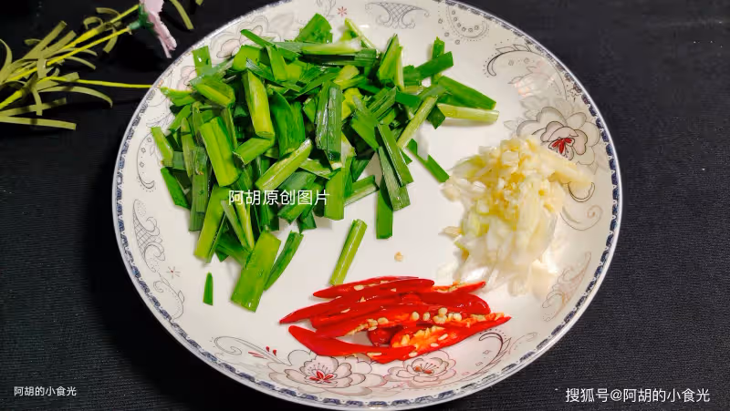 春天使勁吃這菜,一口18種胺基酸!和牛肉炒一盤,軟滑鮮嫩,引爆食慾超下飯