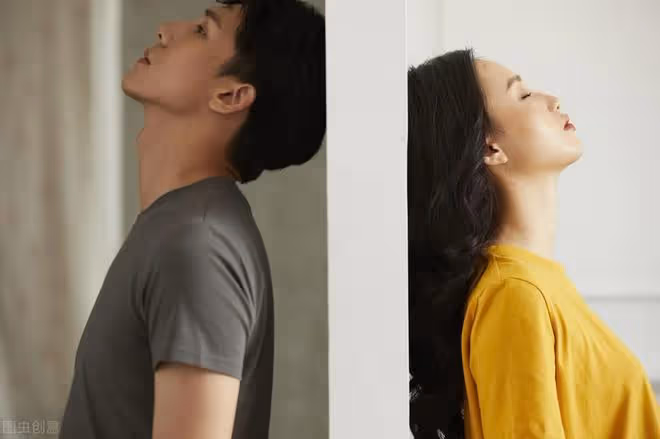 離婚七次又復婚七次，工作人員：你倆有緣，以後不許離婚了
