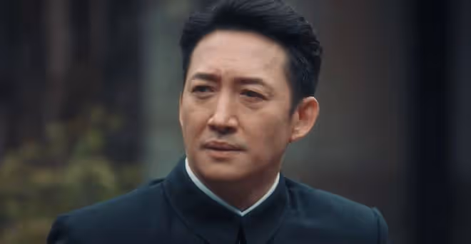 《追風者》直到被魏若來抓住，沈圖南才發現，自己比魏若來差遠了