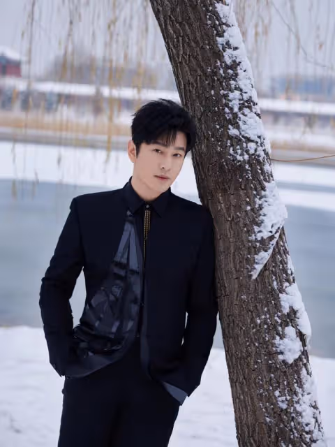 黃曉明自曝胖了30斤，尹正替他說明緣由，辣評：褲衩又大回來了吧