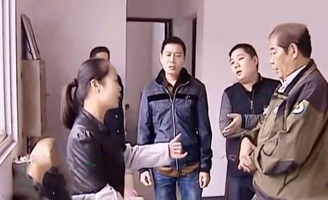妻子異性緣很好，丈夫擔心戴綠帽，妻子坦言有十個八個男人是本事
