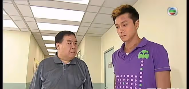 TVB老戲骨低調嫁女兒,感激太太在人生低谷不離棄,子女高學歷事業有成