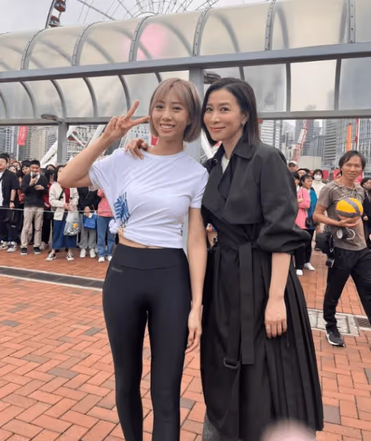 TVB豐滿小花秘戀富二代,更進駐4億豪宅同居!由嬰兒肥變火辣索女!