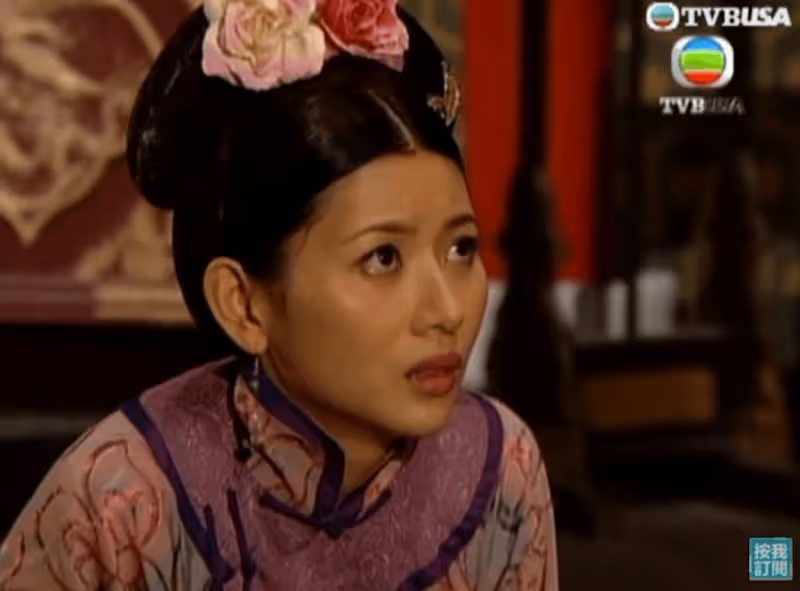TVB前女星高叉裙亮相，擔任司儀魅力不減 ！精通5國語言卻仍單身！