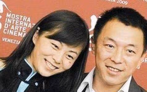 黃渤的老婆,孫紅雷的老婆,黃磊的老婆,差距一目了然