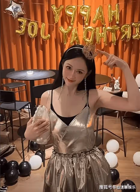 陳喬恩曬生日vlog,與老公穿情侶裝摟腰撒糖,艾倫幫她拍照好寵溺