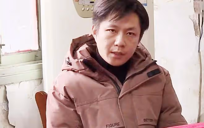 丈夫出軌離異女人，妻子忍無可忍：我年輕漂亮，哪一點不如她