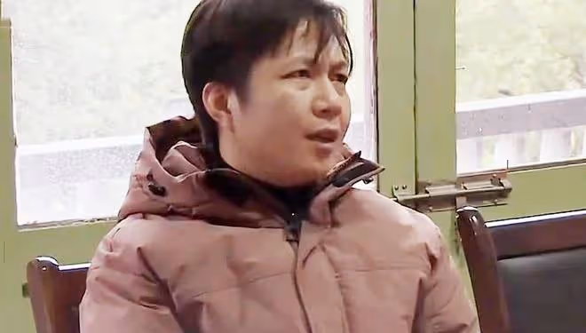 丈夫出軌離異女人，妻子忍無可忍：我年輕漂亮，哪一點不如她