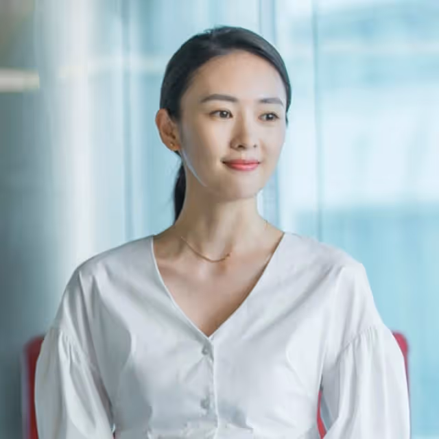 出生在「三個時辰」女人註定旺夫益子！「子女有出息」晚年享福命