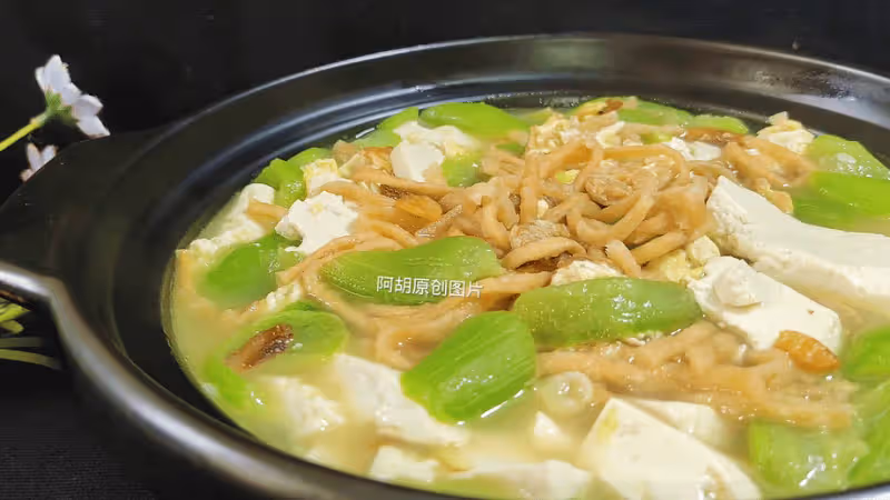 豆腐遇到它，才知道啥是絕配！配饊子」搶鮮「燉一碗，飯店花錢也吃不到