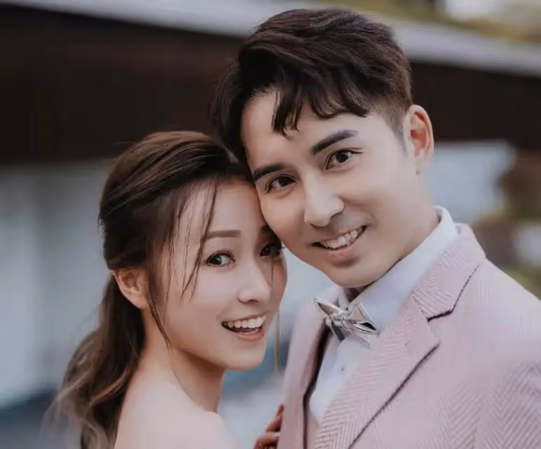 恭喜!曬照宣布結婚!34歲TVB童星穿桃紅色禮服曬事業線,結束11年愛情長跑