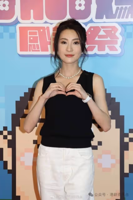TVB視後發展鑽石生意!張振朗留家看直播撐女友爭金像女配