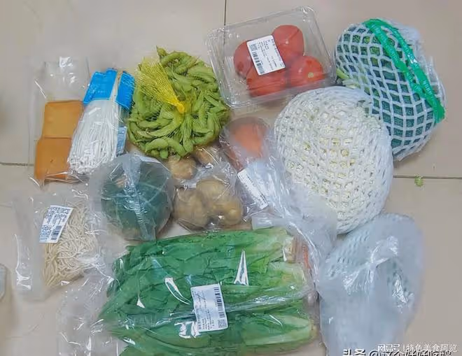 這是我18塊錢買的菜,在深圳的生活成本有多低?